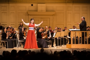 Soprano Haolan Geng setelah perform 'The Purpose of Life.'