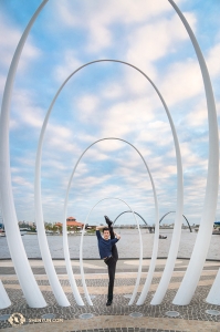 Ini adalah hari-hari terakhir tur. Shen Yun New York Company dan penari Albert Yang mengakhiri penampilan mereka di Australia. (Foto oleh Penari utama Kenji Kobayashi)
